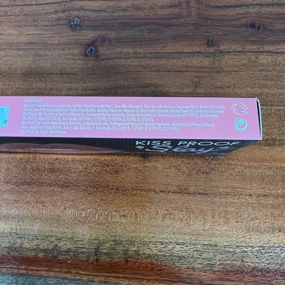 NWB BELLAPIERRE Kiss Proof Slay Liquid‎ Lipstick Set (3 Piece) - Picture 5 of 7